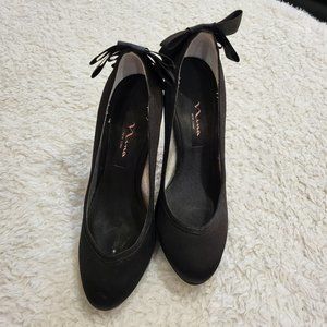 Nina Shoes Black Heels with Bow Detail
